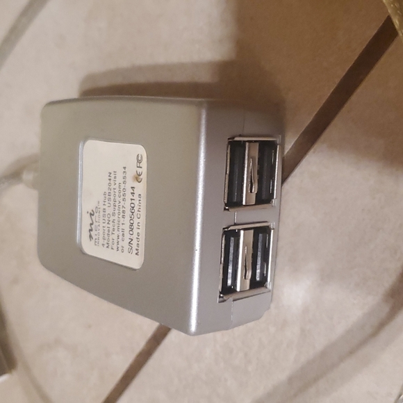 Silver Micro 4 Port USB Hub USB204N - Picture 3 of 3